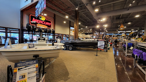 Sporting Goods Store «Bass Pro Shops», reviews and photos, 4500 Baldwin Rd, Auburn Hills, MI 48326, USA