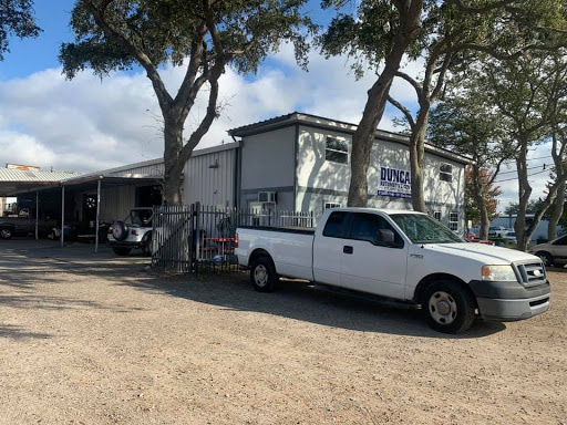 Auto Repair Shop «Duncan Automotive Center Inc», reviews and photos, 101 Douglas Rd E, Oldsmar, FL 34677, USA