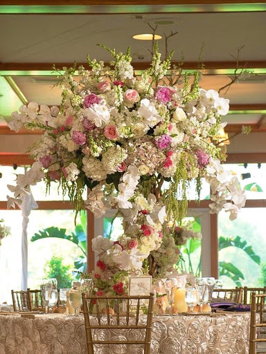 Florist «Pedestals Florist», reviews and photos, 125 Herricks Rd, Garden City Park, NY 11040, USA