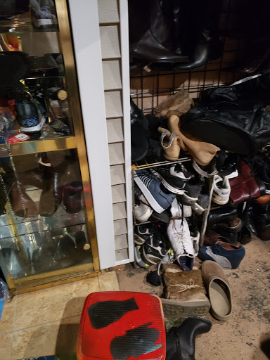 Thrift Store «All you need is thrift», reviews and photos, 148 W Hoffman Ave, Lindenhurst, NY 11757, USA