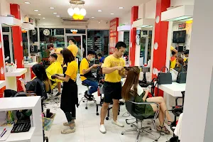 Popular hair salon image