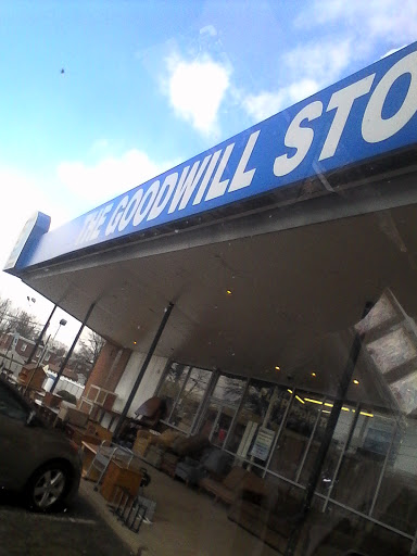 Charity «Goodwill Store and Donation Center», reviews and photos, 125 N Black Horse Pike, Bellmawr, NJ 08031, USA