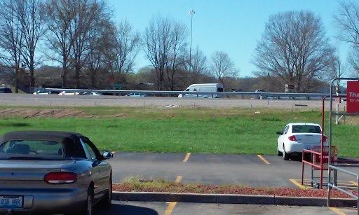 Grocery Store «Save-A-Lot», reviews and photos, 300 Interstate Dr, Munfordville, KY 42765, USA