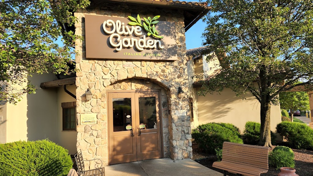 Olive Garden Italian Restaurant East Saint Louis, IL 63005 Menu