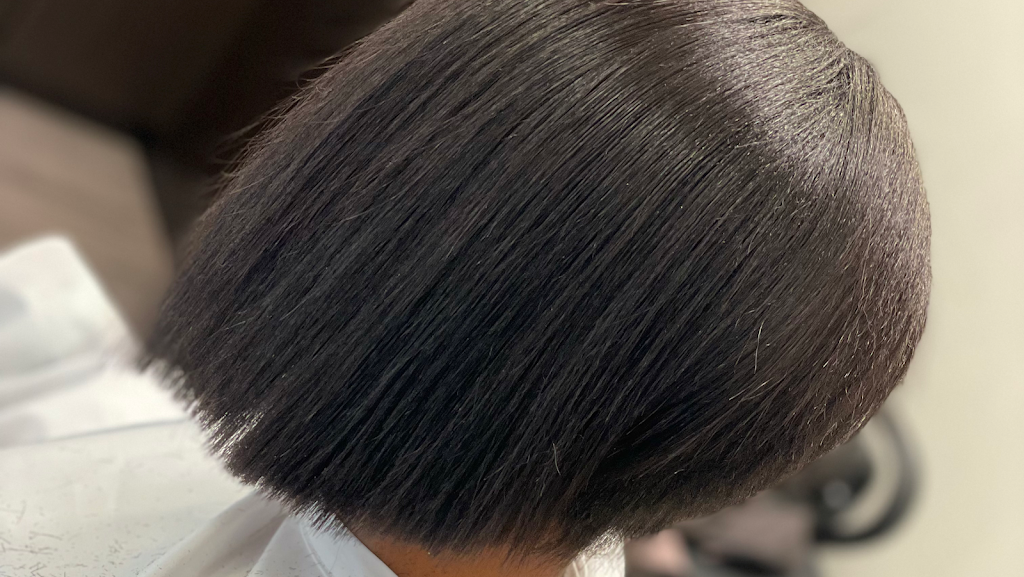 Che'Tore Hair Studio 32940