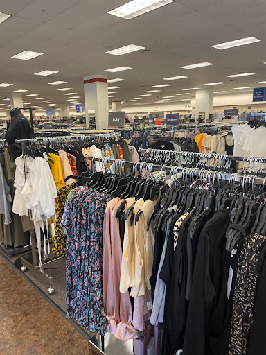Department Store «Nordstrom Rack Orland Park Place», reviews and photos, 140 Orland Park Pl, Orland Park, IL 60462, USA