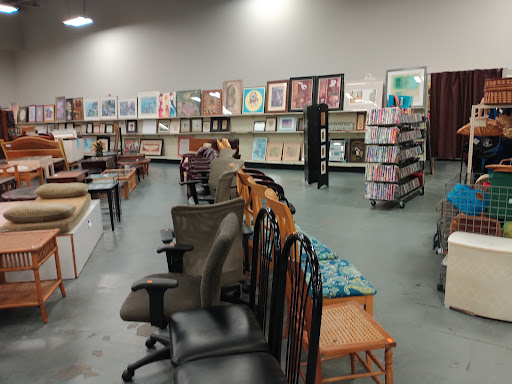 Thrift Store «Thrift Center Ministry», reviews and photos, 12875 Walsingham Rd, Largo, FL 33774, USA