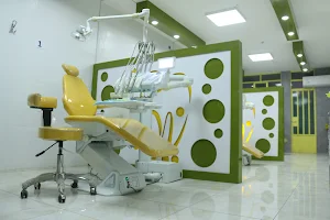 Nikan Dental Clinic image