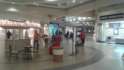 Shopping Mall «Somersville Towne Center», reviews and photos, 2550 Somersville Rd, Antioch, CA 94509, USA