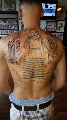 Roses & Ruins Tattoo, 1669 Meeting Street Rd, Charleston, SC 29405, USA, 