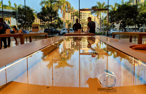 Computer Store «Apple Dadeland», reviews and photos, 7535 Dadeland Mall Cir W, Miami, FL 33156, USA