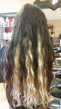 Salon Helena - Photo 3 - Car repair in Albuquerque, NM, Albuquerque