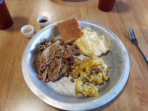 American Restaurant «Cracker Barrel Old Country Store», reviews and photos, 34 Tunnel Rd, Asheville, NC 28805, USA