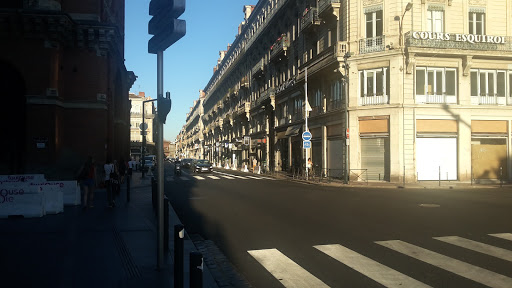 Parkings bon marché Toulouse