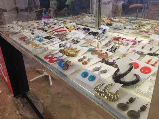 Thrift Store «Urban Thrift», reviews and photos, 9850 Walnut Hill Ln, Dallas, TX 75238, USA