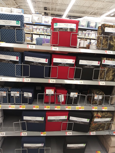 Discount Store «Walmart», reviews and photos, 2399 North Point Blvd, Dundalk, MD 21222, USA