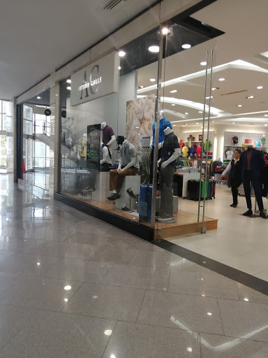 Stores to buy women's trench coats Barranquilla