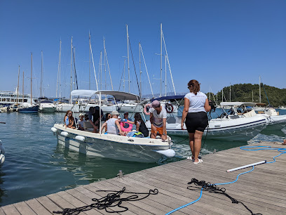 Rent a Boat Lefkada - Rent a rib Lefkada - Ενοικίαση σκάφους - Trident Boats