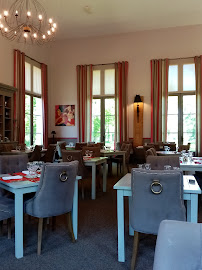 Atmosphère du Restaurant français les terrasses du champ de bataille à Le Neubourg - n°1