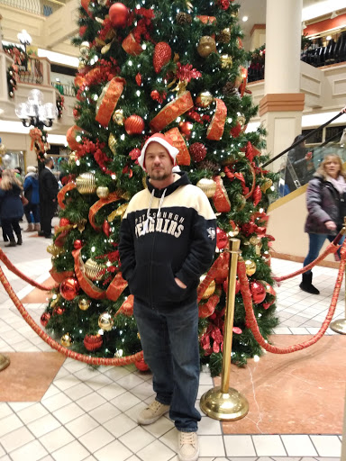 Shopping Mall «Fifth Avenue Place», reviews and photos, 201 Fifth Ave, Pittsburgh, PA 15222, USA