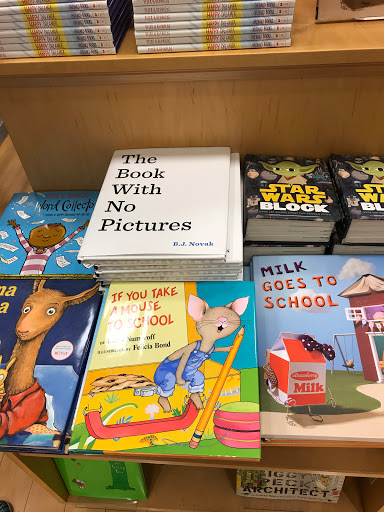 Book Store «Barnes & Noble», reviews and photos, 2191 N Rainbow Blvd, Las Vegas, NV 89108, USA