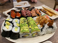 Plats et boissons du Restaurant japonais OKITO SUSHI - À VOLONTÉ (PARIS 17ème ) - n°3