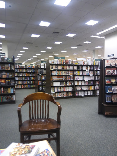 Book Store «Barnes & Noble», reviews and photos, 5249 State St, Murray, UT 84107, USA