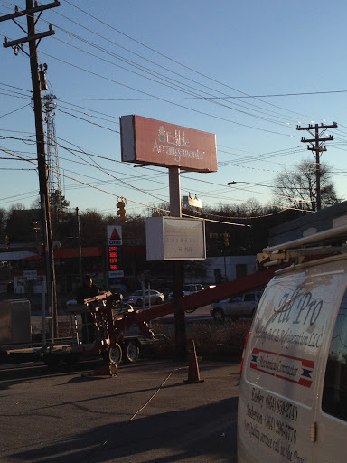 Gift Shop «Edible Arrangements», reviews and photos, 5 Regent Park Blvd Unit 101, Asheville, NC 28806, USA