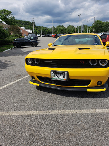 Jeep Dealer «Lee Dodge Chrysler Jeep Ram», reviews and photos, 200 Main St, Westbrook, ME 04092, USA