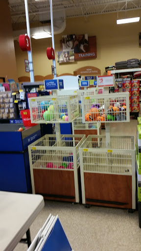 Pet Supply Store «PetSmart», reviews and photos, 3335 Cobb Pkwy NW #400, Acworth, GA 30101, USA