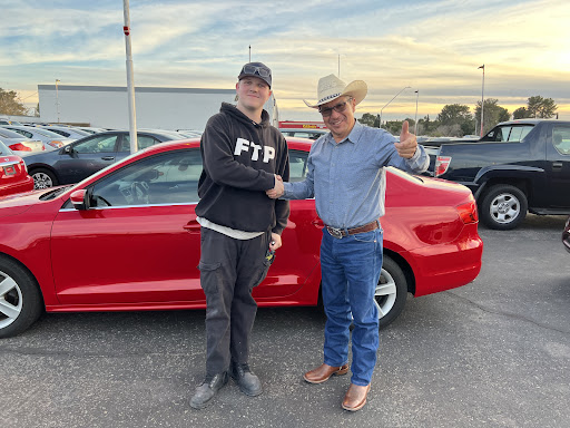 Used Car Dealer «Car World», reviews and photos, 3400 N Oracle Rd, Tucson, AZ 85705, USA