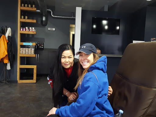 Nail Salon «Q-ticles Nail Spa», reviews and photos, 2127 E Capitol Dr, Milwaukee, WI 53211, USA