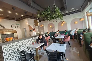 Farina Napoletano Vero Pizza Białystok Najlepsza Restauracja Włoska image