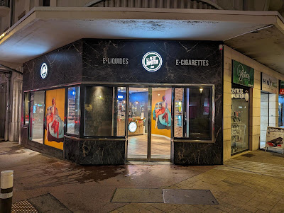 Le Petit Vapoteur Chambéry e-cigarettes e-liquides à Chambéry