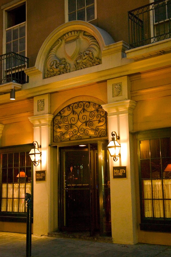 Mr. B's Bistro 70130