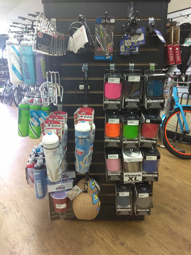 Bicycle Store «Lauderdale Cyclery», reviews and photos, 5429 N Federal Hwy, Fort Lauderdale, FL 33308, USA