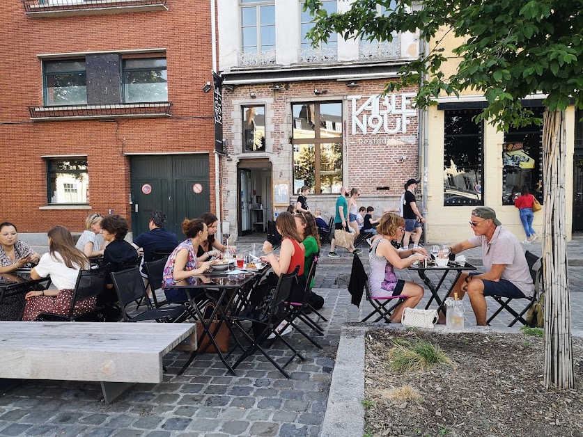 Table N9uf - Restaurant Vieux Lille à Lille