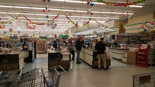 Supermarket «Sureway», reviews and photos, 504 Watson Ln, Henderson, KY 42420, USA