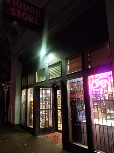 Liquor Store «Lloyd Center Liquor Store», reviews and photos, 1621 NE 9th Ave, Portland, OR 97232, USA