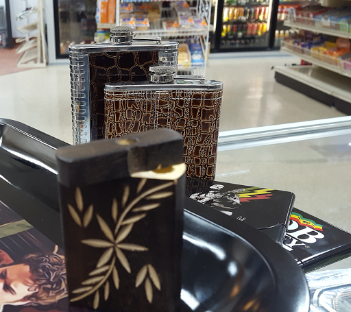 Vaporizer Store «PINEAPPLE XPRESS SMOKE SHOP», reviews and photos, 888 Pleasant Hill Rd, Lilburn, GA 30047, USA