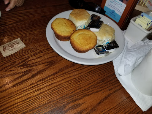 American Restaurant «Cracker Barrel Old Country Store», reviews and photos, 18531 N Creek Dr, Tinley Park, IL 60477, USA