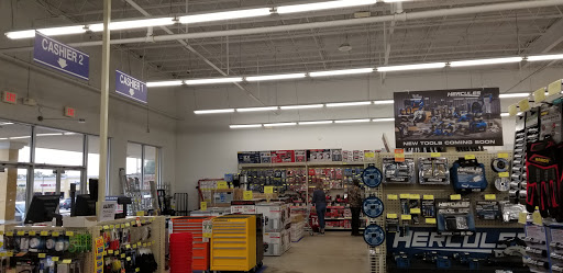 Hardware Store «Harbor Freight Tools», reviews and photos, 1045 W Orange Blossom Trail, Apopka, FL 32712, USA