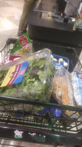 Grocery Store «Harris Teeter», reviews and photos, 500 Oberlin Rd, Raleigh, NC 27605, USA