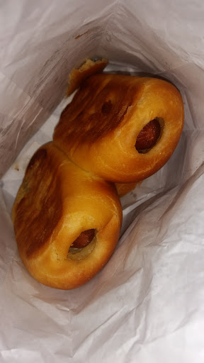 Donut Shop «Seven Day Donut Shop», reviews and photos, 505 N Industrial Blvd # 700, Bedford, TX 76021, USA