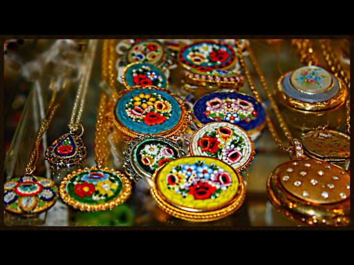 Vintage Clothing Store «Replay Vintage Goods», reviews and photos, 3708 Main St, Houston, TX 77002, USA