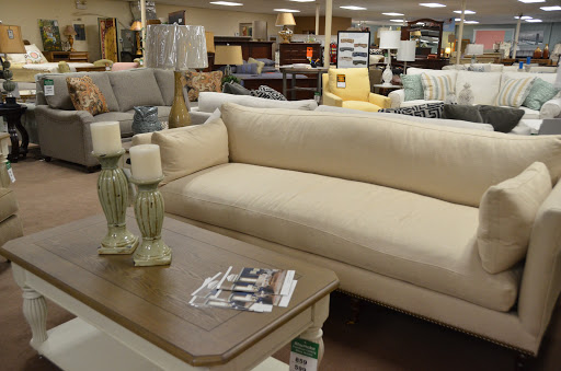 Furniture Store «Shumake Furniture Co. Inc.», reviews and photos, 2119 6th Ave SE, Decatur, AL 35601, USA