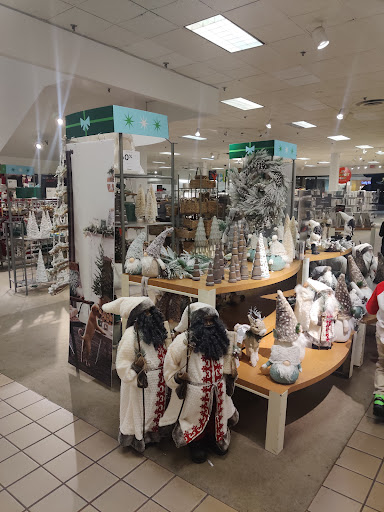 Shopping Mall «Fairlane Town Center», reviews and photos, 18900 Michigan Ave, Dearborn, MI 48126, USA