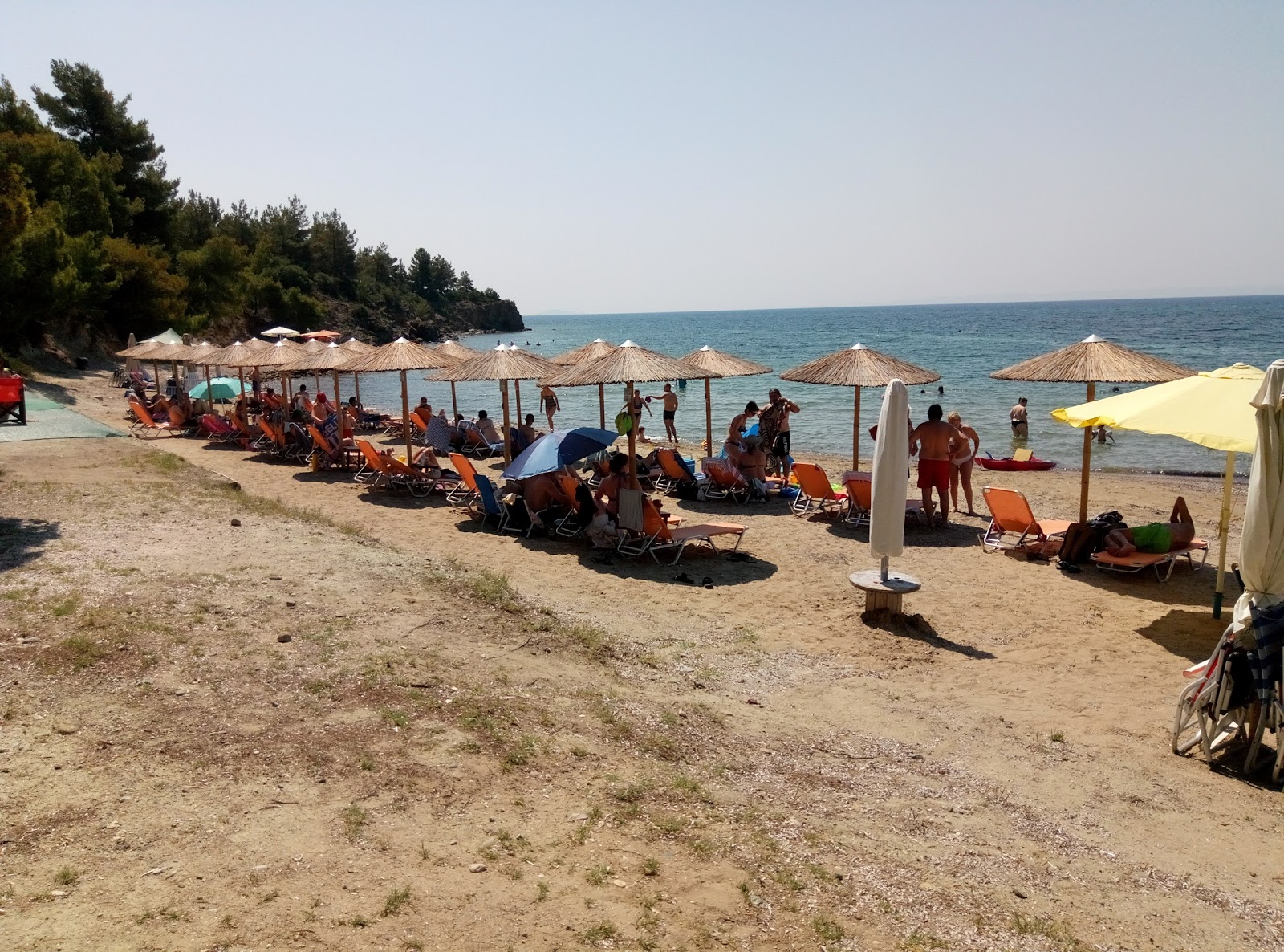 Happy Days beach on the map with photos and reviews🏖️