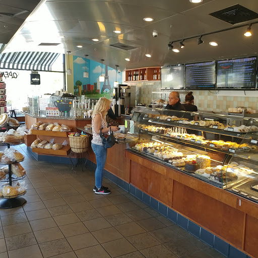 Shopping Mall «Shops At Dos Lagos», reviews and photos, 2780 Cabot Dr #140, Corona, CA 92883, USA