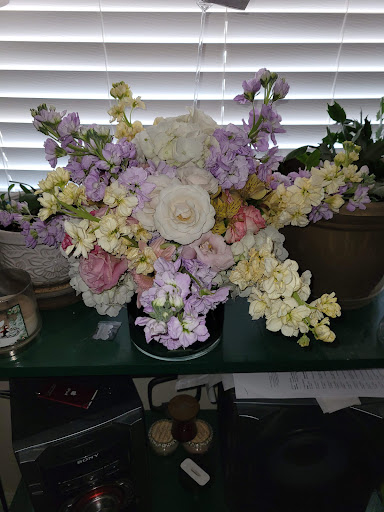 Florist «Arlington Flower Exchange», reviews and photos, 1730 W Randol Mill Rd #120, Arlington, TX 76012, USA